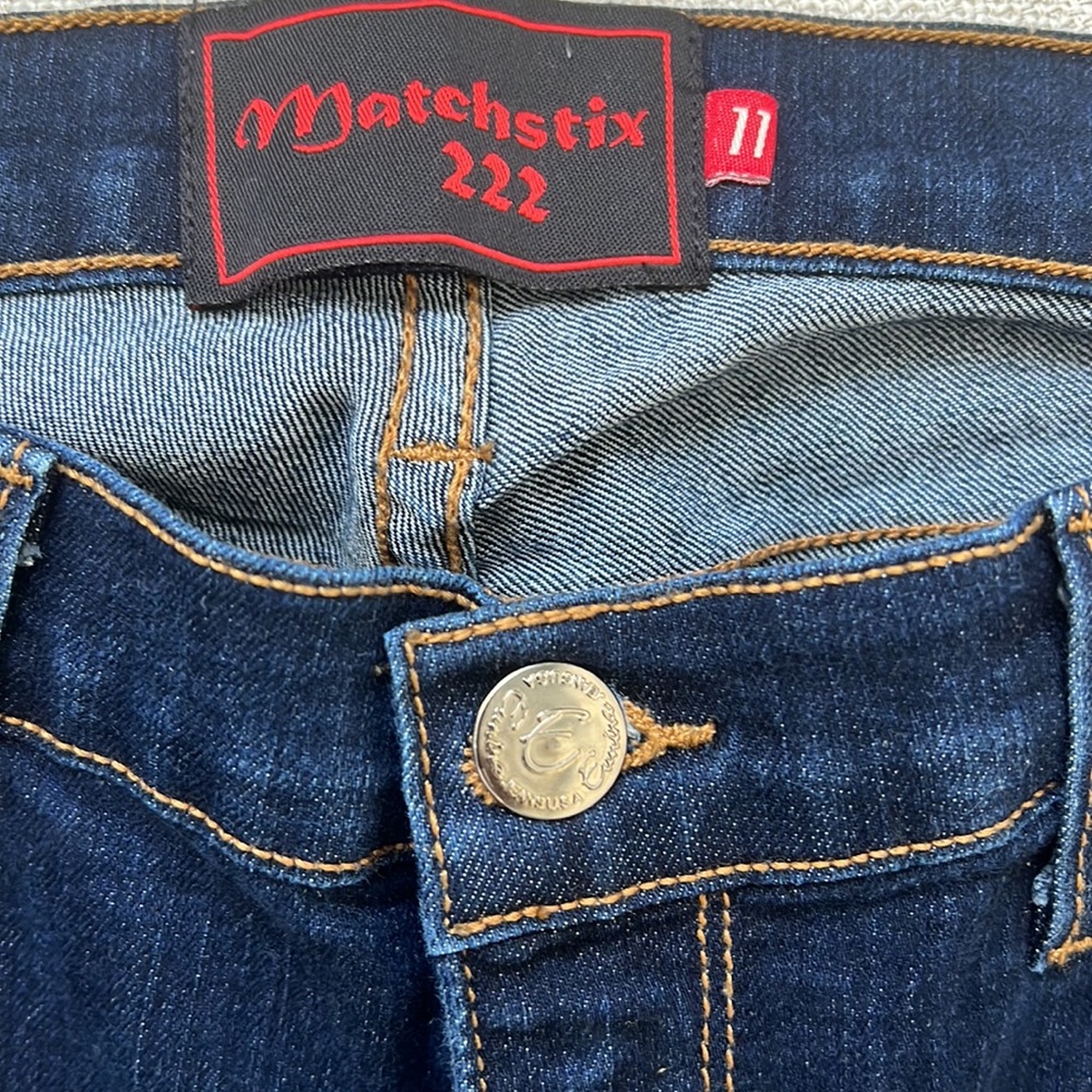 Jeans. - Picture 2 of 4